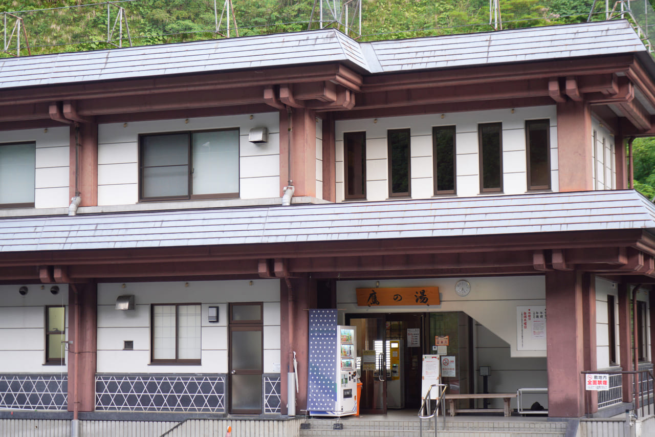 鷹の湯｜地元の人にも親しまれる松之山温泉の日帰り湯